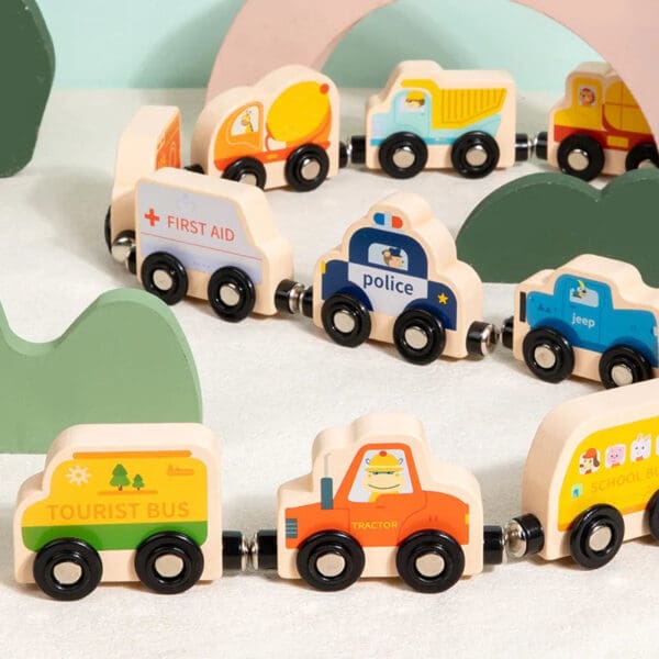 Wholesale Wooden Magnetic Train Toy Educational Mini Traffic Train Set for Kids Number and Animal Cognition Montessori Learning - Image 3